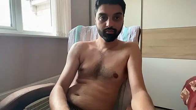 Snapshot of priyxh chatting on May 26, 2026, 1:31 pm priyxh online show from May 26, 2026, 1:31 pm
