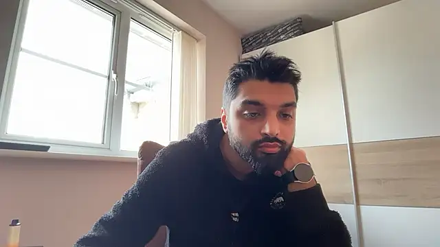 Snapshot of priyxh chatting on May 6, 2026, 12:09 pm priyxh online show from May 6, 2026, 12:09 pm