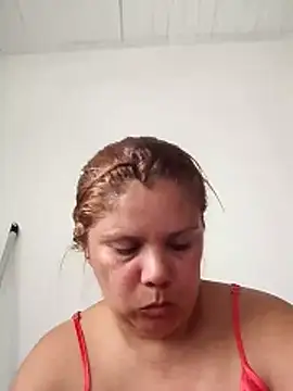 Snapshot of Zafiro_MD chatting on May 19, 2026, 2:02 pm Zafiro MD online show from May 19, 2026, 2:02 pm