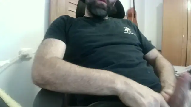 Snapshot of espartanobar chatting on May 10, 2026, 6:17 am espartanobar online show from May 10, 2026, 6:17 am