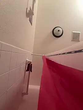 FrazierDonte96 online show from April 1, 2026, 8:06 pm