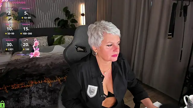 Snapshot of Linda_Zef1r chatting on May 9, 2026, 1:20 am Linda Zef1r online show from May 9, 2026, 1:20 am