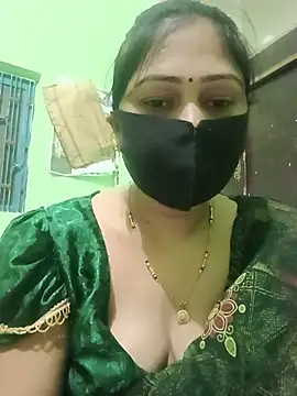 Snapshot of Pinki-girl chatting on June 17, 2026, 4:34 am Pinki-girl online show from June 17, 2026, 4:34 am