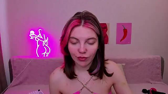 Marie Reyess online show from April 30, 2026, 3:24 am
