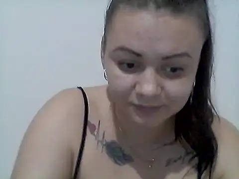 Snapshot of Daria1997 chatting on April 15, 2026, 7:58 pm Daria1997 online show from April 15, 2026, 7:58 pm