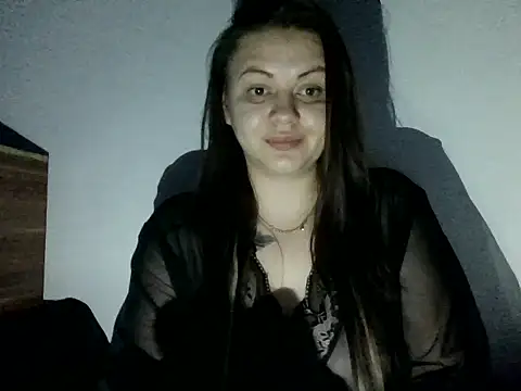 Snapshot of Daria1997 chatting on May 19, 2026, 8:49 pm Daria1997 online show from May 19, 2026, 8:49 pm