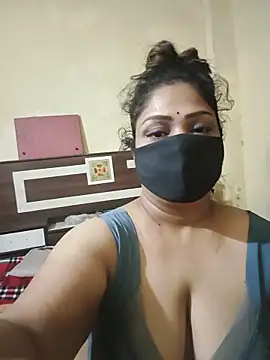 SluttySonam online show from May 13, 2026, 5:53 pm