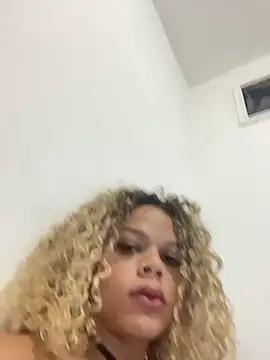Snapshot of putinha_00021 chatting on April 24, 2026, 5:15 pm putinha 00021 online show from April 24, 2026, 5:15 pm
