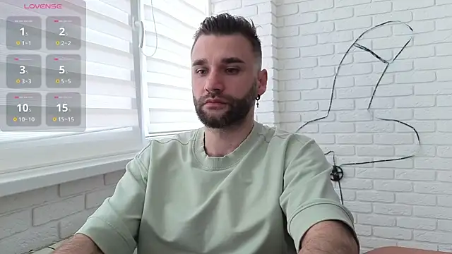 Snapshot of DaddySlava chatting on June 22, 2026, 5:32 pm DaddySlava online show from June 22, 2026, 5:32 pm