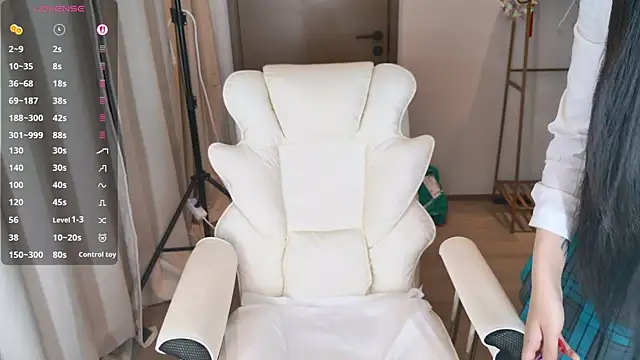 yezi-798 online show from April 10, 2026, 2:35 pm