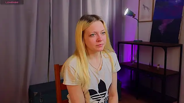 OliviaCaffery online show from April 19, 2026, 4:30 pm