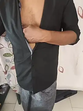 pinkdickmallu online show from June 14, 2026, 7:53 am