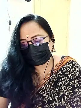 Snapshot of monisha_cam chatting on June 4, 2026, 4:50 am monisha cam online show from June 4, 2026, 4:50 am