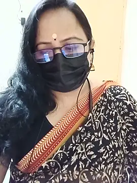 monisha cam online show from May 15, 2026, 2:04 pm