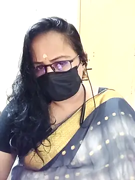 monisha cam online show from April 13, 2026, 12:09 pm