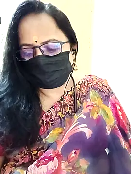 monisha cam online show from April 20, 2026, 5:36 pm