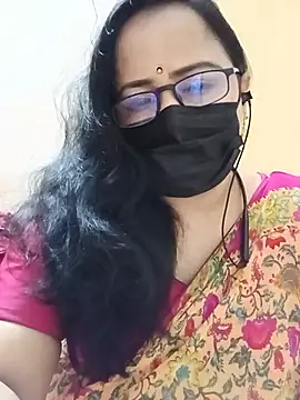Snapshot of monisha_cam chatting on July 23, 2026, 6:33 am monisha cam online show from July 23, 2026, 6:33 am