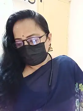 Snapshot of monisha_cam chatting on June 28, 2026, 5:30 pm monisha cam online show from June 28, 2026, 5:30 pm