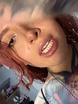 Snapshot of Selena_Rouge1 chatting on May 27, 2026, 3:03 am Selena Rouge1 online show from May 27, 2026, 3:03 am