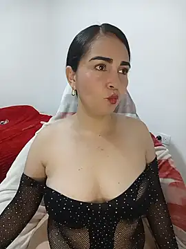 Snapshot of Emily_Divi69 chatting on May 12, 2026, 12:19 am Emily Divi69 online show from May 12, 2026, 12:19 am