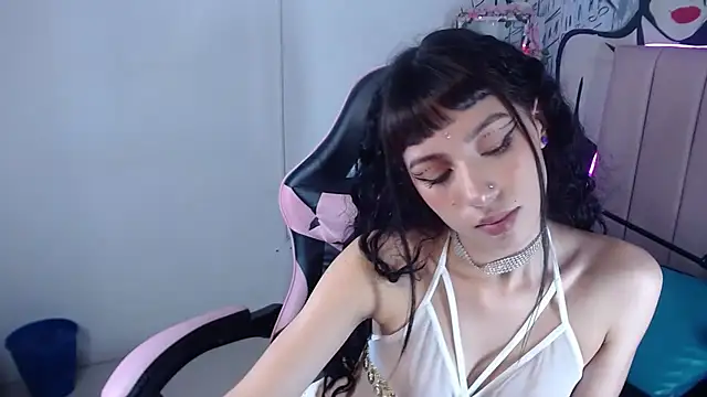 Snapshot of adulce_pinkcm chatting on April 30, 2026, 8:57 pm adulce pinkcm online show from April 30, 2026, 8:57 pm