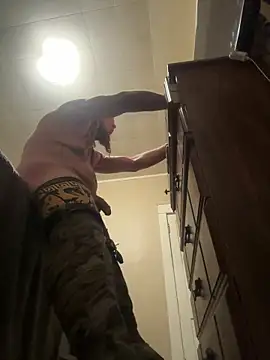 kuntryg8338 online show from April 4, 2026, 3:24 am