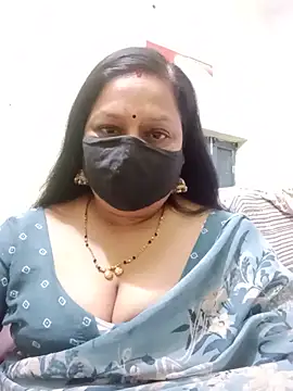 Snapshot of PINKI_024 chatting on May 12, 2026, 5:04 am PINKI 024 online show from May 12, 2026, 5:04 am