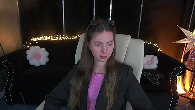 BabyLumi online show from April 21, 2026, 12:56 pm