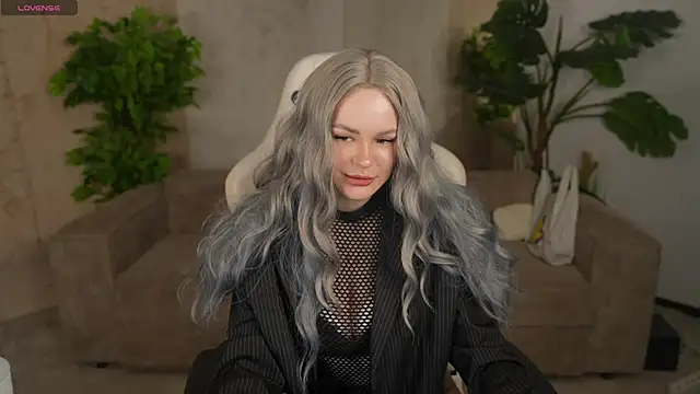 Snapshot of Amori_sky054 chatting on April 15, 2026, 7:03 am Amori sky054 online show from April 15, 2026, 7:03 am