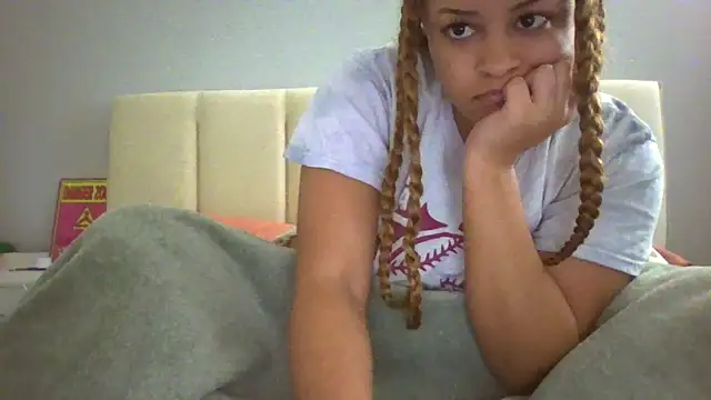 madzbailey online show from May 12, 2026, 7:20 pm