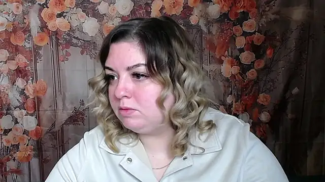 Snapshot of AdelinaMaster chatting on April 8, 2026, 5:03 pm AdelinaMaster online show from April 8, 2026, 5:03 pm