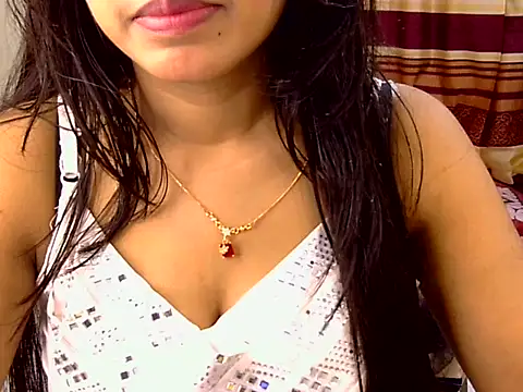 Snapshot of Noor_Zarin chatting on April 9, 2026, 12:11 pm Noor Zarin online show from April 9, 2026, 12:11 pm