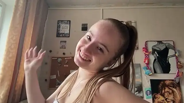 SabinaHaggen online show from April 24, 2026, 2:52 pm