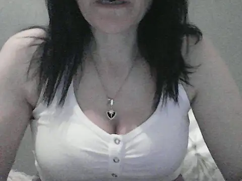 Snapshot of sara_41 chatting on April 24, 2026, 6:10 pm sara 41 online show from April 24, 2026, 6:10 pm
