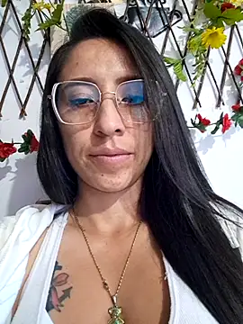 Snapshot of VALERY-94 chatting on April 15, 2026, 12:10 pm VALERY-94 online show from April 15, 2026, 12:10 pm