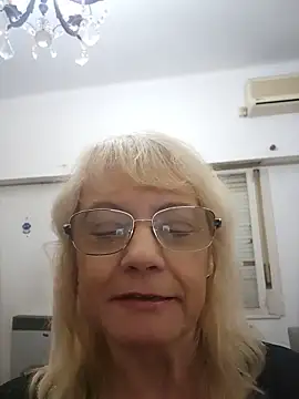 Snapshot of MatureElegantWidow chatting on May 11, 2026, 1:18 am MatureElegantWidow online show from May 11, 2026, 1:18 am