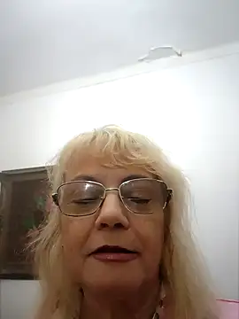 Snapshot of MatureElegantWidow chatting on April 10, 2026, 12:17 am MatureElegantWidow online show from April 10, 2026, 12:17 am