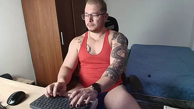 Snapshot of Alton_Mason chatting on July 16, 2026, 3:31 pm Alton Mason online show from July 16, 2026, 3:31 pm