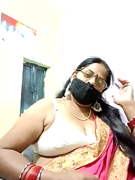 SEEMA 012 online show from April 24, 2026, 6:04 am