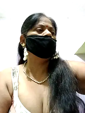 SEEMA 012 online show from April 22, 2026, 5:14 am