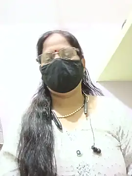 SEEMA 012 online show from May 20, 2026, 4:20 am