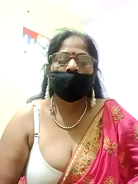 SEEMA 012 online show from April 23, 2026, 8:43 am