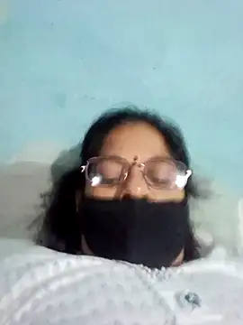 SEEMA 012 online show from May 13, 2026, 8:49 pm