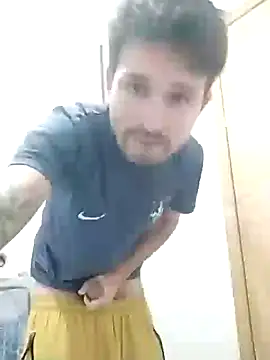 Snapshot of Joelcio19cm chatting on May 3, 2026, 3:22 am Joelcio19cm online show from May 3, 2026, 3:22 am