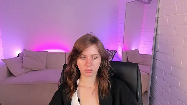 Snapshot of MeganClapp chatting on May 11, 2026, 5:20 am MeganClapp online show from May 11, 2026, 5:20 am