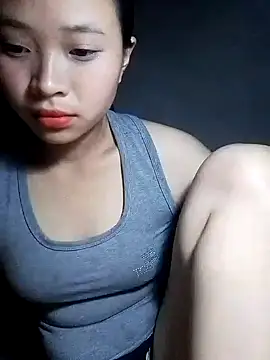Snapshot of Liss-mimi chatting on April 19, 2026, 10:34 pm Liss-mimi online show from April 19, 2026, 10:34 pm