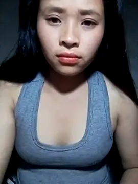 Snapshot of Liss-mimi chatting on April 17, 2026, 11:24 am Liss-mimi online show from April 17, 2026, 11:24 am