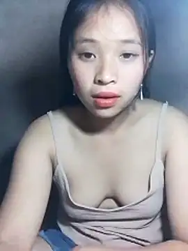 Snapshot of Liss-mimi chatting on April 25, 2026, 6:27 am Liss-mimi online show from April 25, 2026, 6:27 am