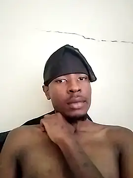 Carlo-Mc online show from April 3, 2026, 2:01 pm