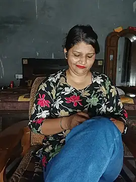 Snapshot of Riyashrma001 chatting on May 15, 2026, 5:11 pm Riyashrma001 online show from May 15, 2026, 5:11 pm